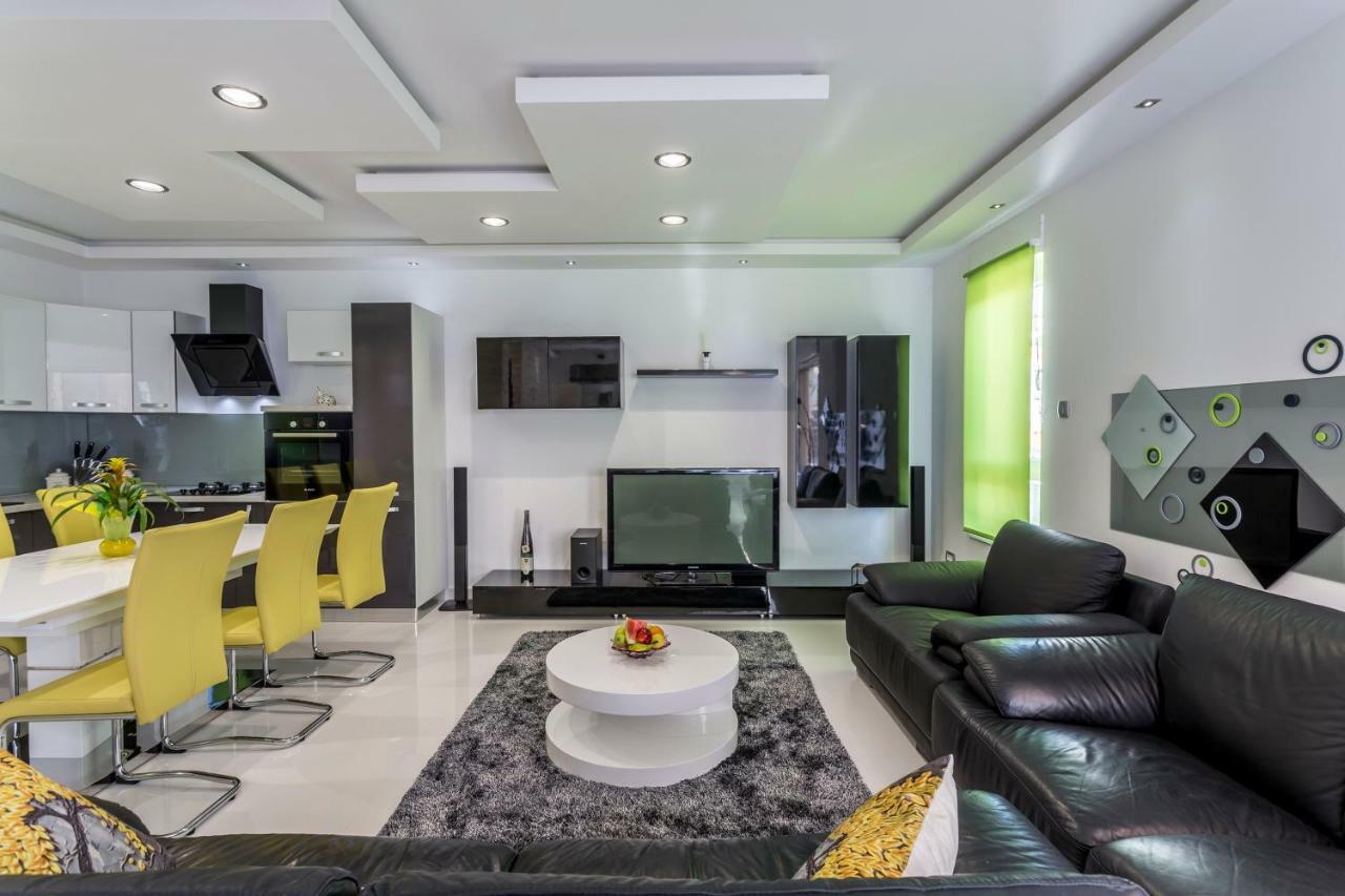 Sea Pearl Luxury Apartment Podstrana Exterior photo